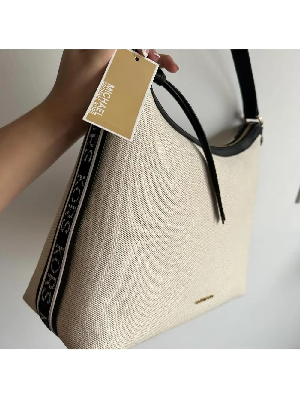 NEW $358 Michael Kors Maeve Large Hobo Bag Cream Beige Black Canavas Leather